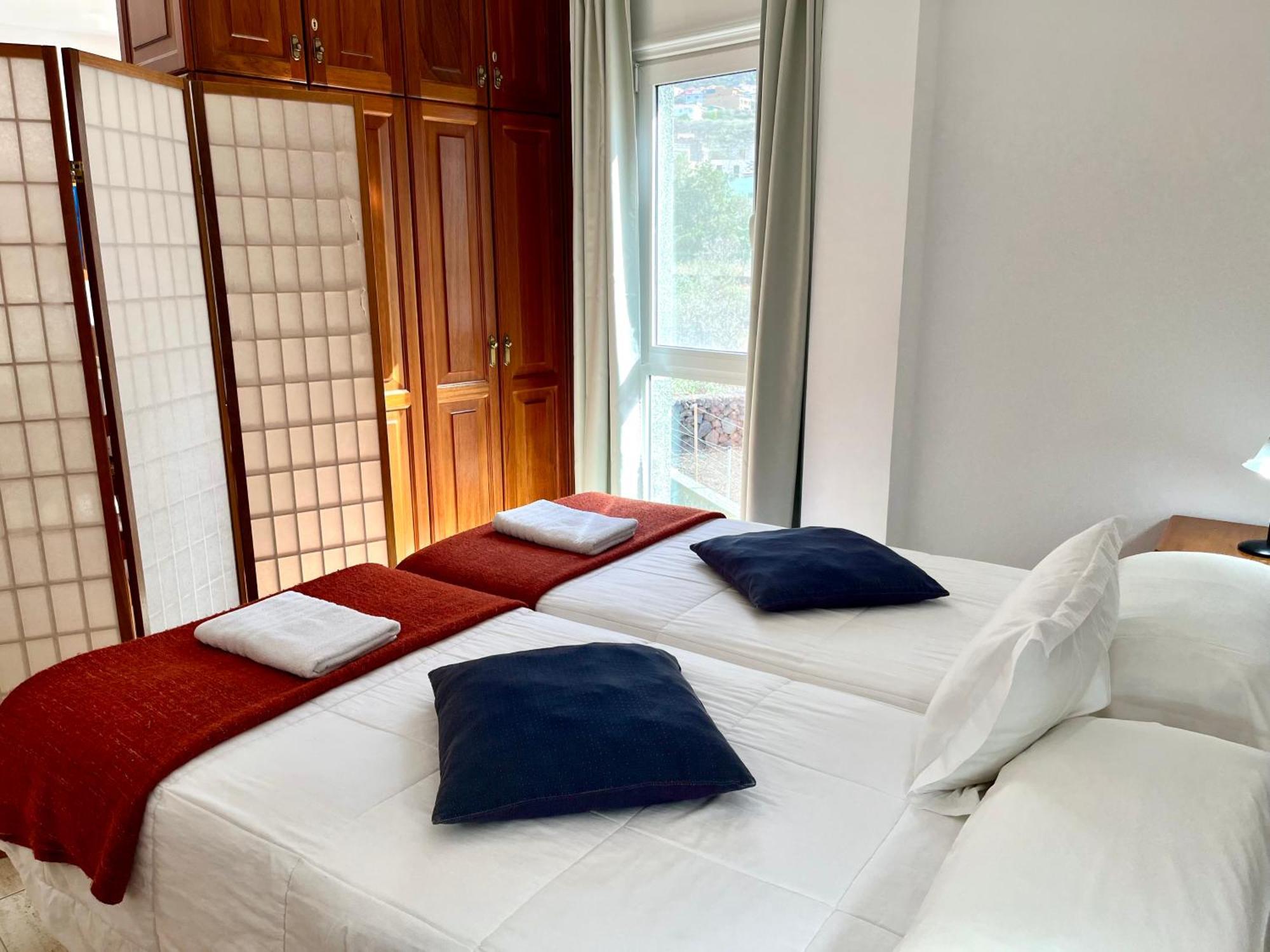 Apartamentos Edalmar Frontera Luaran gambar