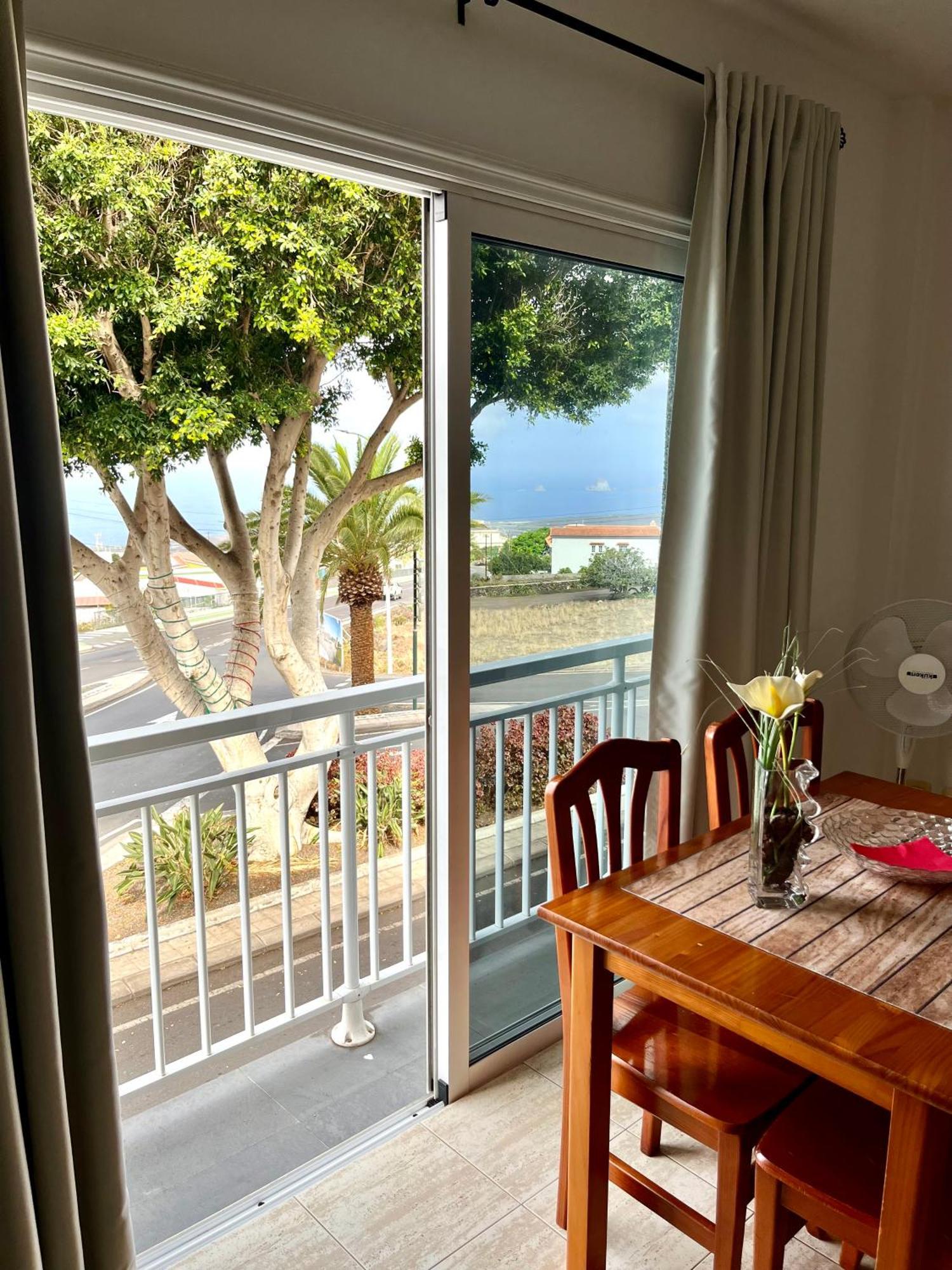 Apartamentos Edalmar Frontera Luaran gambar