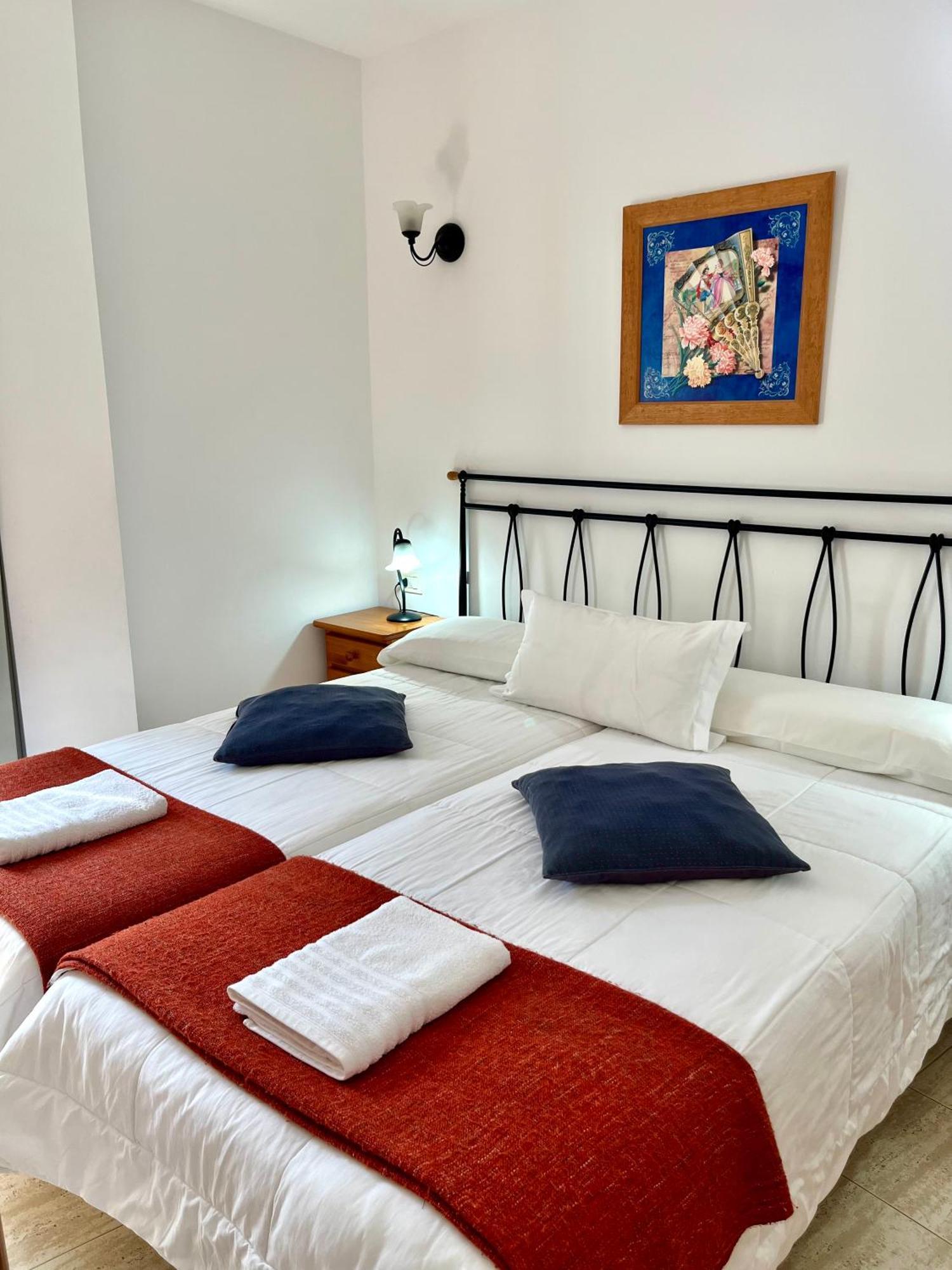 Apartamentos Edalmar Frontera Luaran gambar