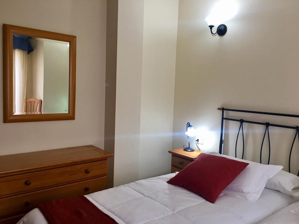 Apartamentos Edalmar Frontera Luaran gambar