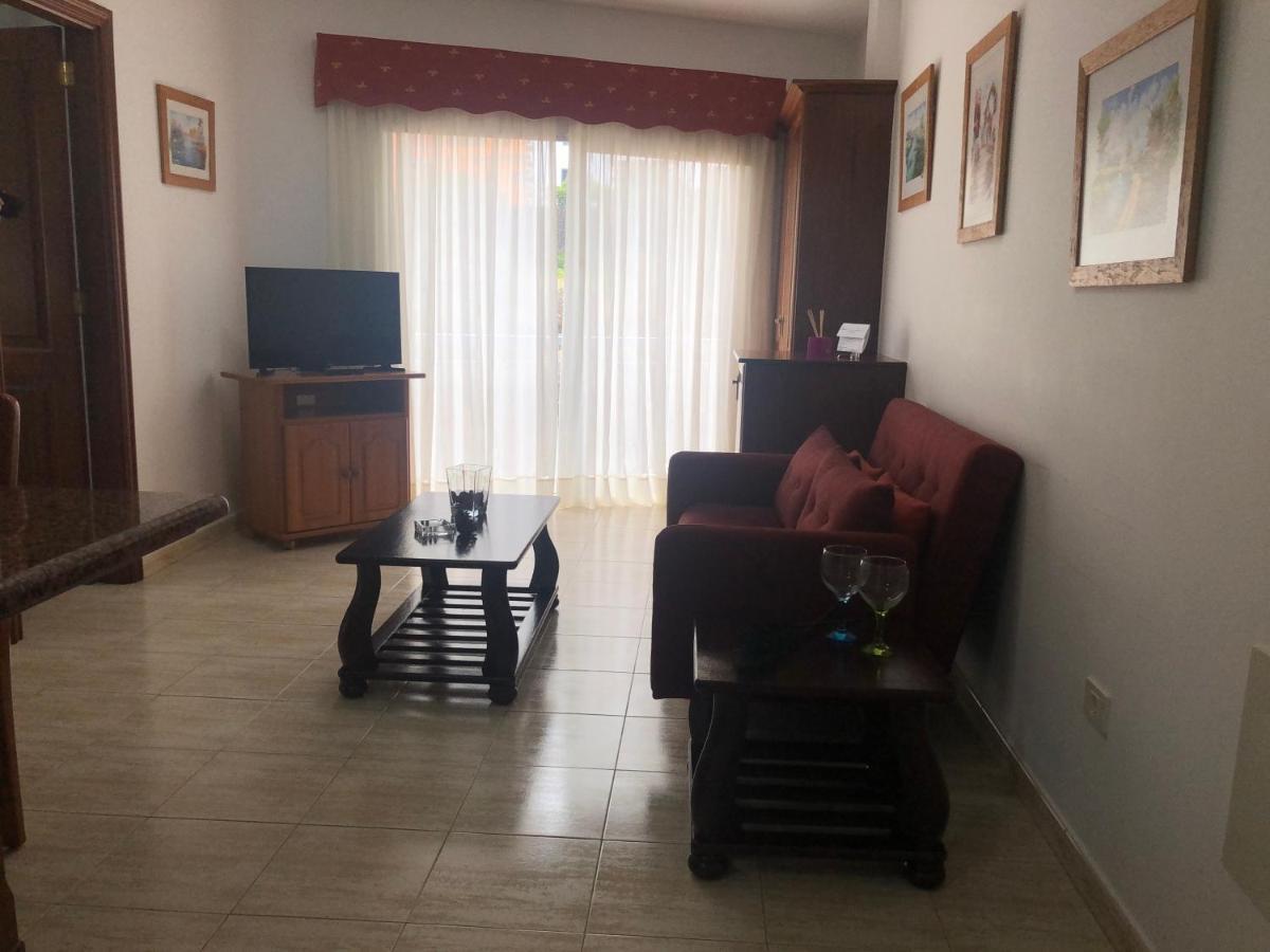 Apartamentos Edalmar Frontera Luaran gambar