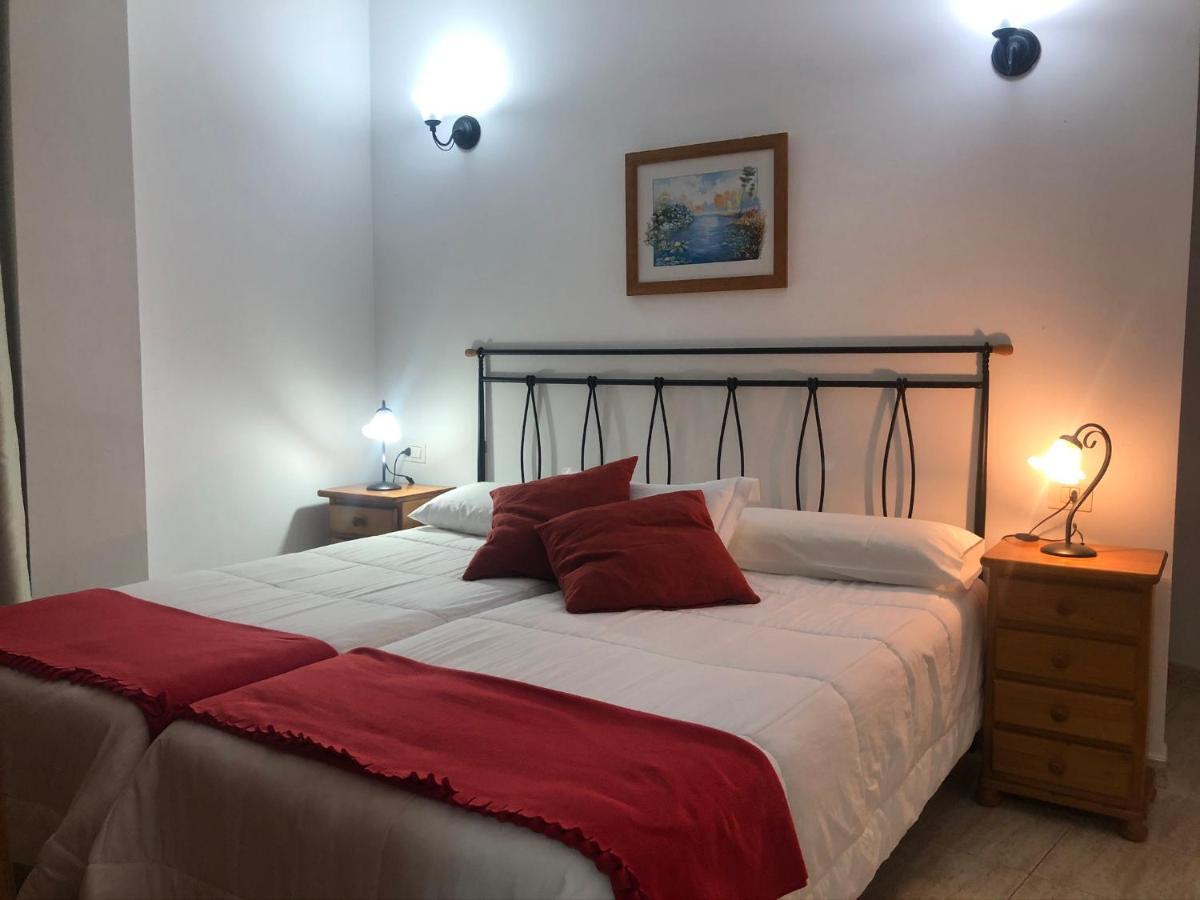 Apartamentos Edalmar Frontera Luaran gambar